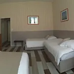 Hotel The Originals Boutique, Roca-fortis,