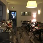 The Originals Boutique, Roca-fortis, Hotel