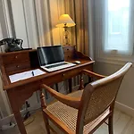 The Originals Boutique, Roca-fortis, Hotel