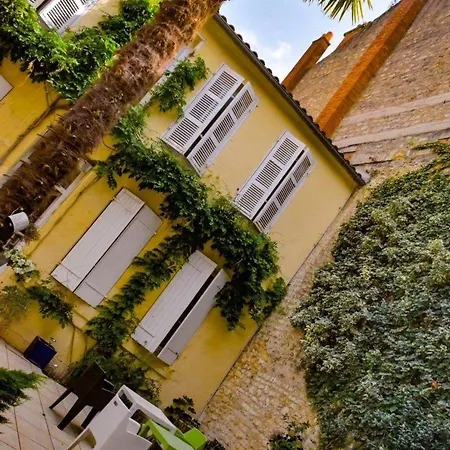 The Originals Boutique, Roca-fortis, ホテル