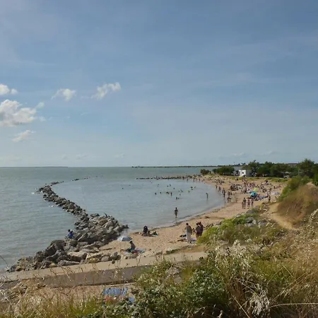 ホテル The Originals Boutique, Roca-fortis,