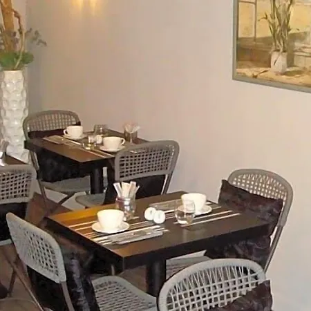 Hotell The Originals Boutique, Roca-fortis, 3*