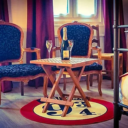 Hotel The Originals Boutique, Roca-fortis,