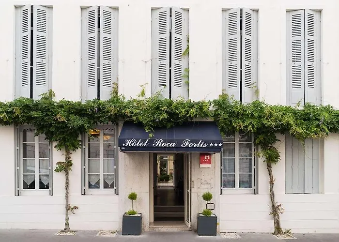 Hotel The Originals Boutique, Roca-fortis,