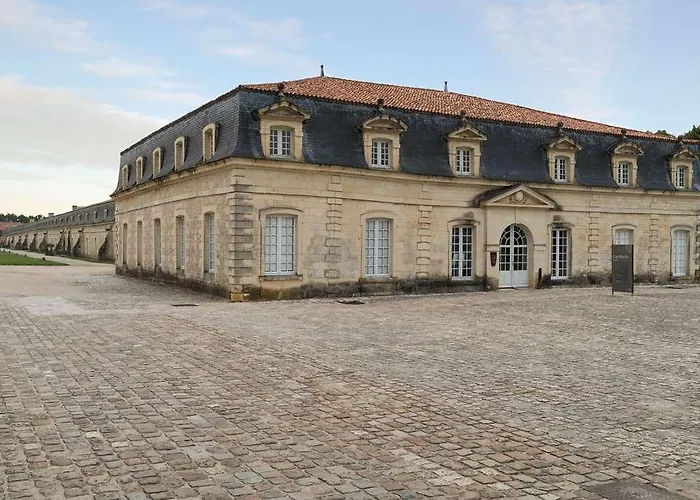 The Originals Boutique, Roca-fortis, Hotel Rochefort (Charente-Maritime)