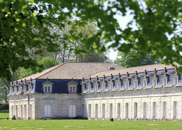 Hotel The Originals Boutique, Roca-fortis,