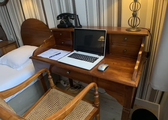 Hotel The Originals Boutique, Roca-fortis, 3*