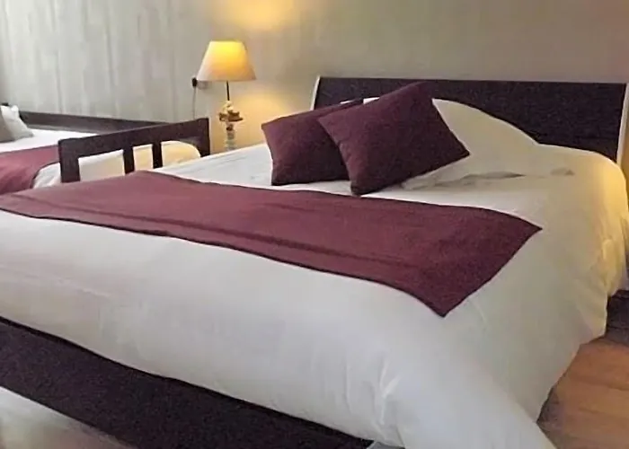 The Originals Boutique, Roca-fortis,